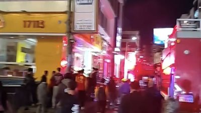 اندلاع حريق ضخم بمطعم شهير بأول شارع جيهان بالمنصورة
