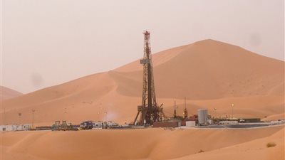 «أباتشي» تعلن كشفاً جديداً بالصحراء الغربية بـ 26 مليون قدم غاز
