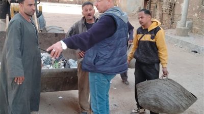محافظ أسيوط يشدد على تكثيف حملات النظافة بحي شرق لتحسين الخدمات 