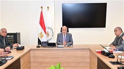 الدكتور سويلم يتابع أعمال نموذج تطوير إدارة المياه في زمام ترعة الإسماعيلية