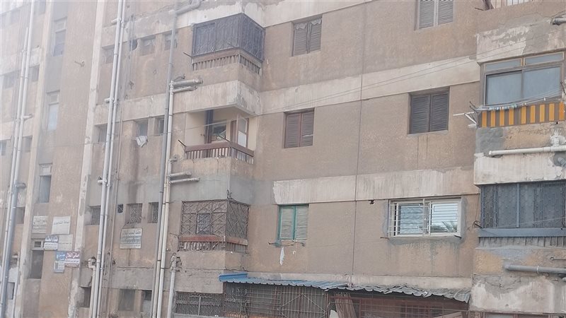 العمارات 
