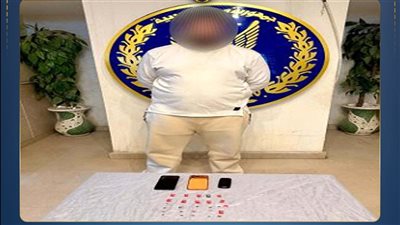 ضربة أمنية لمتعامل في النصب الإلكتروني.. والتحفظ على هواتف وشريحاته بالقاهرة