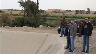 سكرتير عام بنى سويف يتفقد مخرات السيول لمواجهة أية تقلبات في الطقس