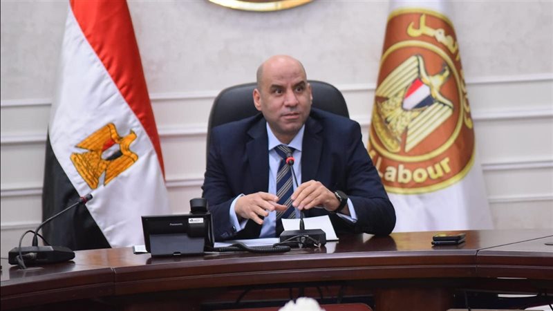 وزير العمل