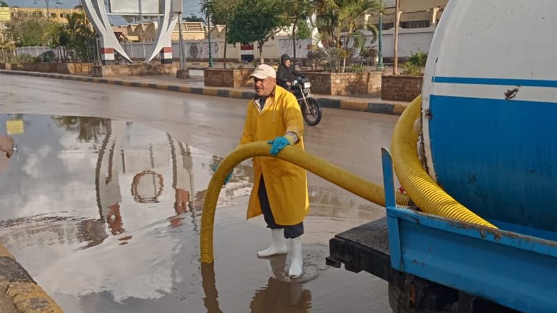 جانب من سحب المياه
