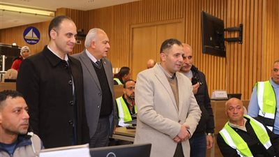 محافظ دمياط يشدد على ضرورة التصدي الحاسم لأى أعمال بناء مخالفة 