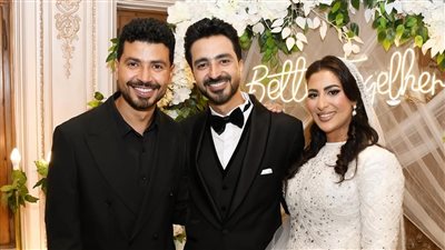 محمد أنور يحتفل بعقد قران شقيقه على الممثلة مريم البحراوي .. صور