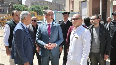 محافظ الجيزة يتابع انتظام سير العمل بمستشفى أم المصريين وتواجد الأطقم الطبية