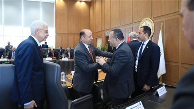 الأعلى للجامعات يناقش ترشيد الطاقة وربط البحث العلمي بالصناعة