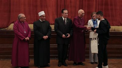 ورش تدريبية ودعوات لتعزيز المواطنة والتدخل المبكر لاحتواء النزاعات