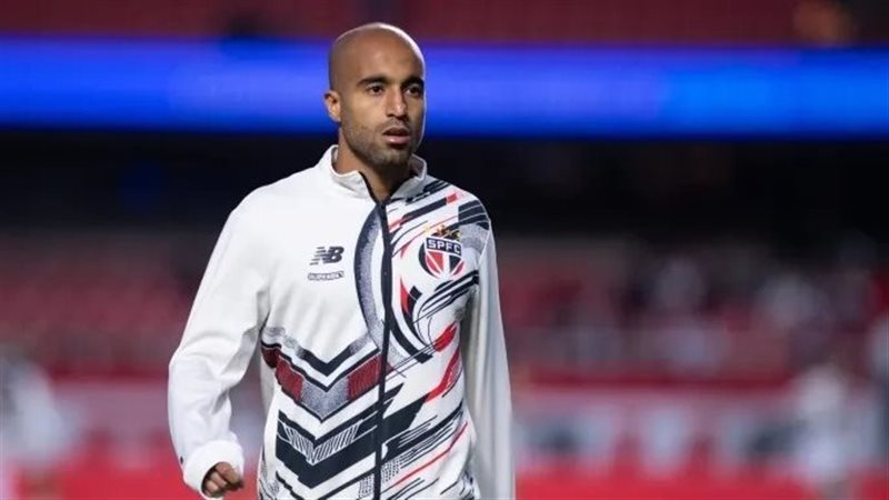 لوكاس مورا