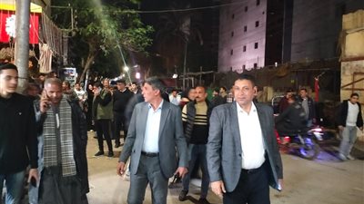 الوحدات المحلية ببني سويف تبدأ تنفيذ قرار مواعيد الغلق |صور 