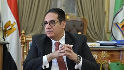 جامعة القاهرة ووزارة الخارجية تُدشّنان مكتبًا للتصديقات والخدمات القنصلية 