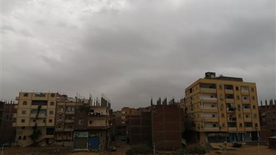 طقس  السويس: أمطار وغيوم ونشاط رياح على فترات وأمطار متفرقة 
