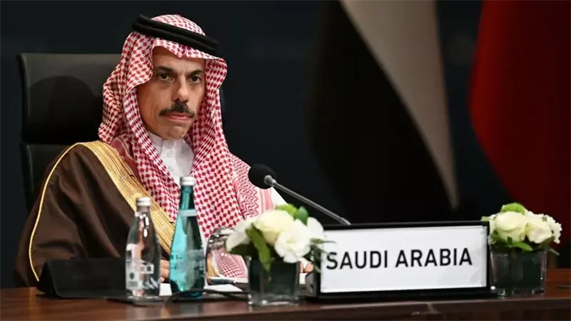 وزير الخارجية السعودي