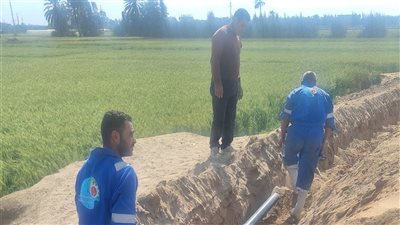 شركة مياه القناة تحل مشكلة ضعف وانقطاع المياه بقريتي أبو رزق والبغادة