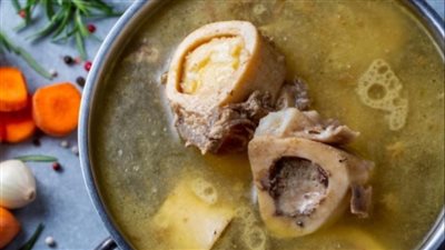 طريقة تحضير شوربة عظم اللحم 