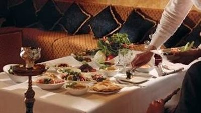 «80% من رزقنا بيضيع».. استغاثة من أصحاب المطاعم لمجلس الوزراء: 