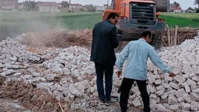إزالة حالات تعد وإيقاف حالات بناء ورفع اشغالات بمراكز ومدن محافظة بنى سويف 