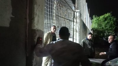 تحرك سريع لإصلاح تلفيات بوابة مركز العبور للشباب ببني سويف بعد حادث تصادم