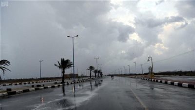 سحب رعدية تضرب الصحراء الغربية وأمطار متوقعة تمتد لشمال الصعيد والسواحل