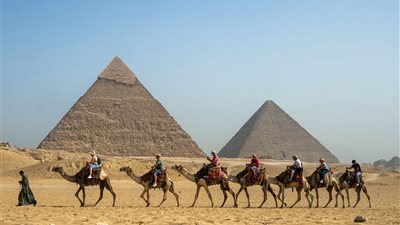 بلومبرج: السياحة المصرية تعيد رسم خريطة الطلب الإقليمي وتجتذب الحجوزات البديلة