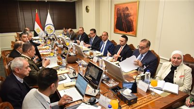 وزير الصحة يقود تطوير منظومة الشراء الموحد لتعزيز الأمن الدوائي