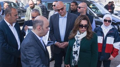  وزيرة التنمية المحلية ومحافظ الإسكندرية يتفقدان مشروعات مرورية