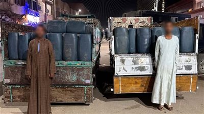 إحباط محاولة شخصين تهريب 9.5 طن مواد بترولية في أسوان