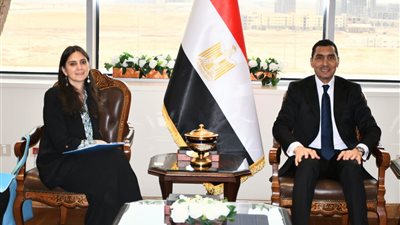 في اجتماع مهم..وزير الشباب والرياضة يفتح ملفات التعاون مع اليونيسف