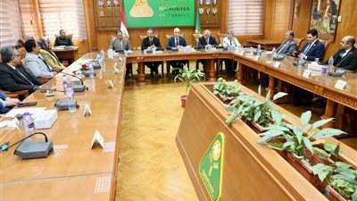 محافظ المنوفية يشهد اجتماع مجلس جامعة المنوفية واستعرض خطط العمل المشتركة 
