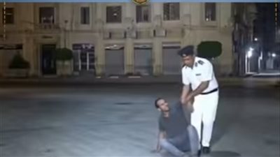 ذكاء اصطناعي.. الداخلية توضح حقيقة جذب فرد شرطة لمواطن خلال تنفيذ قرار الغلق
