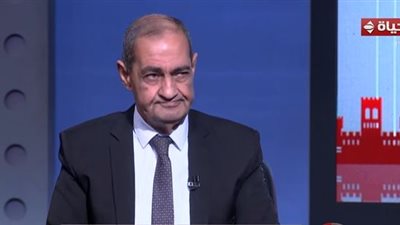 أسامة الدليل يفجر مفاجأة: النفط مرشح للارتفاع إلى 200 دولار قريبا