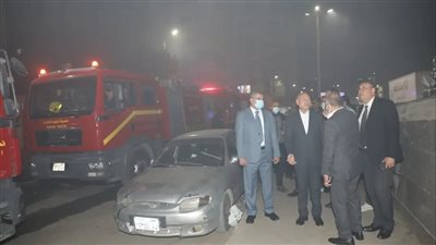 تواجد محافظ القاهرة ومدير الأمن لمتابعة عمليات التبريد بحريق الزيتون