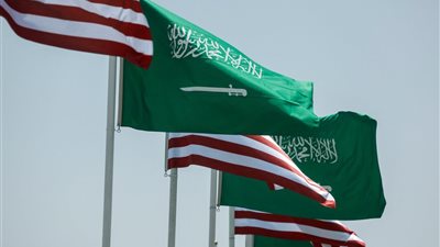 عاجل | السفارة الأمريكية في الرياض تدعو مواطنيها لمغادرة السعودية فورا