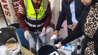 تحرير 57 محضرًا.. ضربة تموينية قوية لمحتكري السلع الغذائية في السويس
