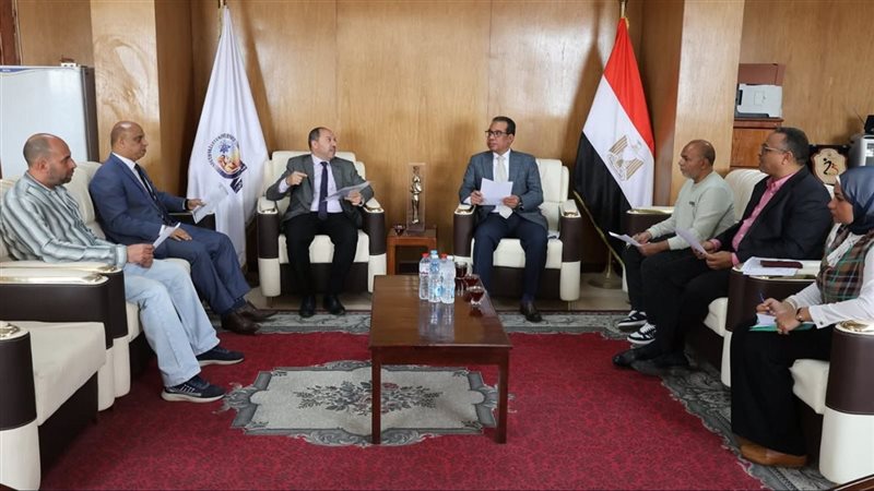 جامعة قنا 