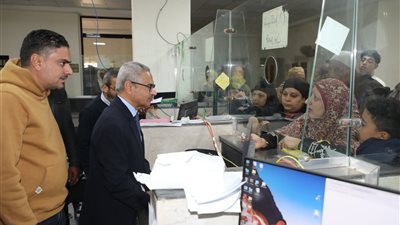 محافظ بني سويف يتابع تنفيذ توجيهاته لحل مشكلات مواطنين باهوة واشمنت والفشن