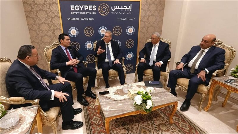  وزراء الشباب والبترول