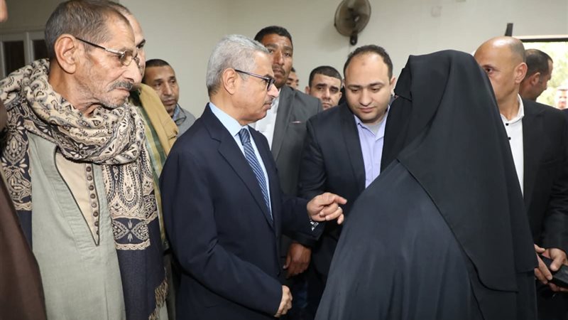 محافظ بنى سويف خلال