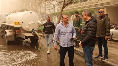 محافظ الجيزة يتابع شفط مياه الأمطار لضمان السيولة المرورية