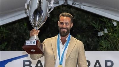 أسطورة الرماية العالمي جيري داماز يصل مصر انطلاق العد التنازلي لبطولة الكومباك