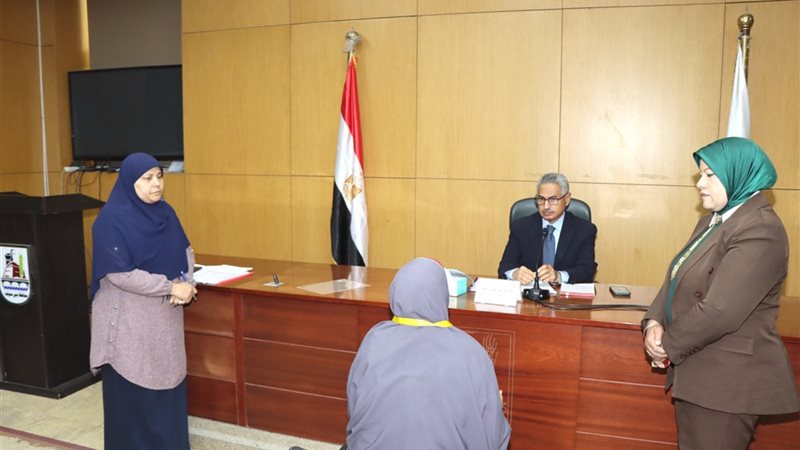 محافظ بنى سويف ووكيلة