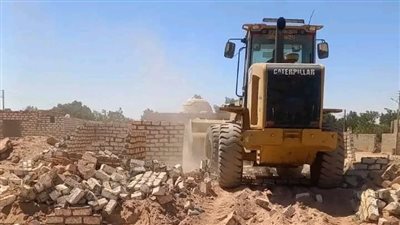 محافظ أسوان يتابع نتائج إزالة التعديات ضمن المرحلة الثالثة للموجه الـ28