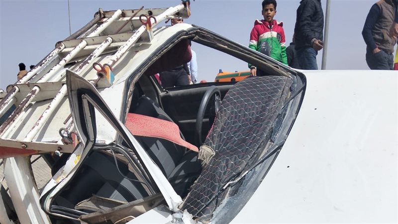 إنقلاب سيارتين 