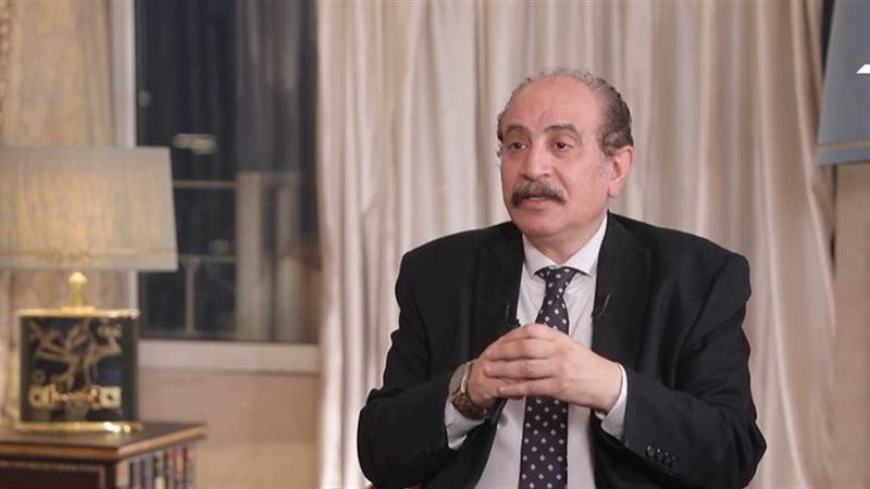 الدكتور طارق فهمي