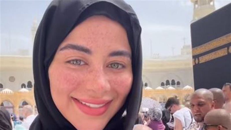 يارا السكري تؤدي
