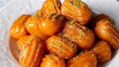 طريقة عمل بلح الشام بالمقادير.. خطوات متنوعة سهلة وبسيطة 