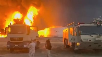 الكويت: اندلاع حريق في مجمع القطاع النفطي بالشويخ إثر هجوم بمسيرات 