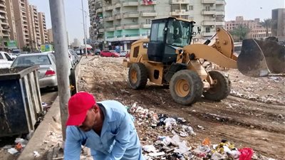 حملات نظافة مكثفة بحي فيصل في السويس لرفع كفاءة الشوارع
